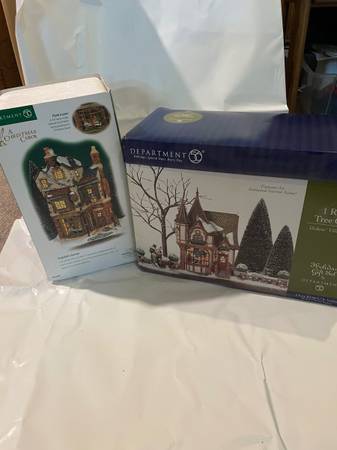 Department 56 Dickens Village set 1