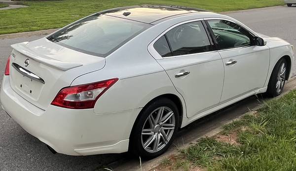 2009 Nissan Maxima - $4,00063624957188865124
