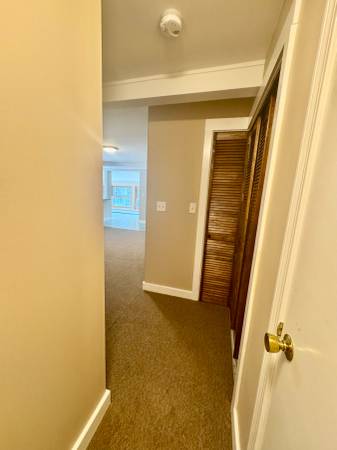 $3,300 / 3br - Renovated, some utilities are included (Amesbury)63856336231555121