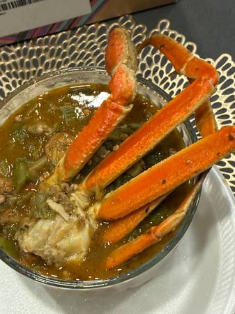 Artist in the kitchen 1