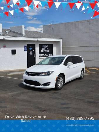 2018 Chrysler Pacifica 1