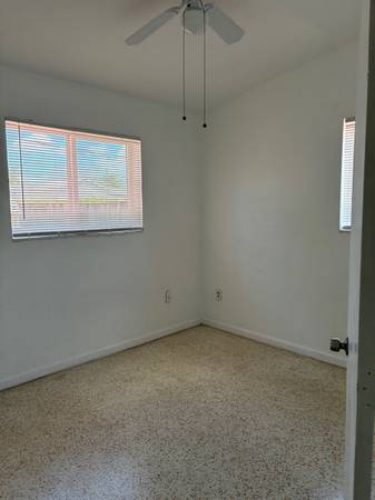 $662,000 / 3br - 1269ft2 - Single Family Home 3/2 (Westchester)64049280767619120
