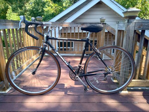 Jamis Aurora Commuter Road Bike, 50 cm 1