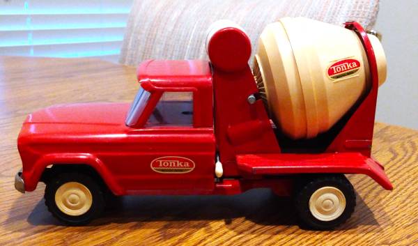 Vintage 1968 Tonka 9" Mini #1077 Cement Truck #2 1