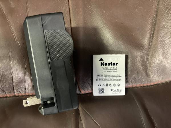 Battery wall charger for Nikon camera 1