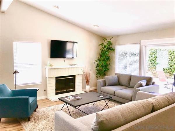 $6,995 / 3br - 2175ft2 - Fully Furnished Del Mar Heights Vacation Home, Close to Del Mar Races (13242 Courtland Terrace, Carmel Valley)64037044882562122