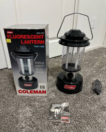 1986 Coleman Camp Lantern Light 1