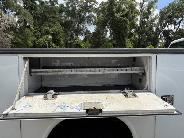 2005 Ford F-450 Super Duty - Photo 10