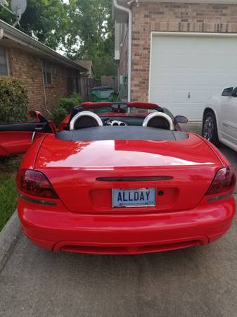 SUEÑO DE COLECCIONISTA: 2005 Dodge Viper descapotable rojo - 22.500 millas - $49.000 (Metairie LA)63624888050177122