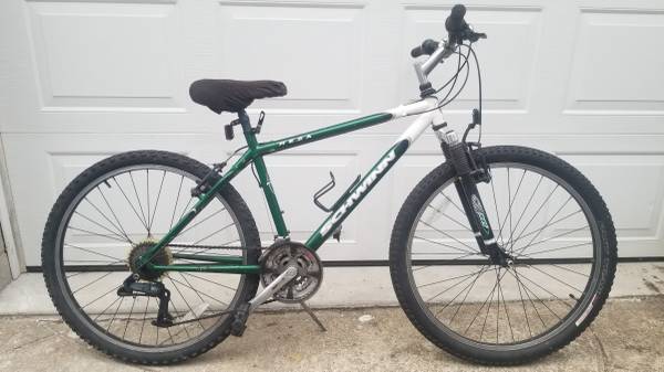 Schwinn Mountain Bike 🚲 1