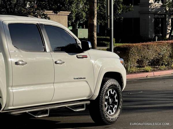 2016 Toyota Tacoma Limited 4x2 - Photo 13