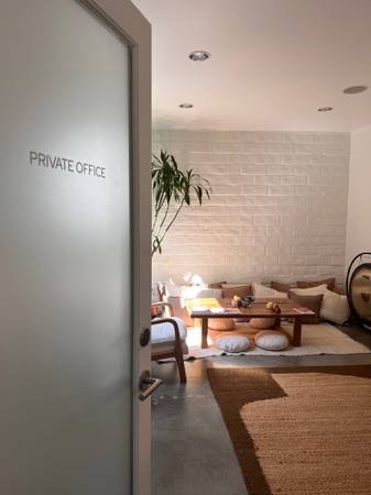 Private office North Laguna 1