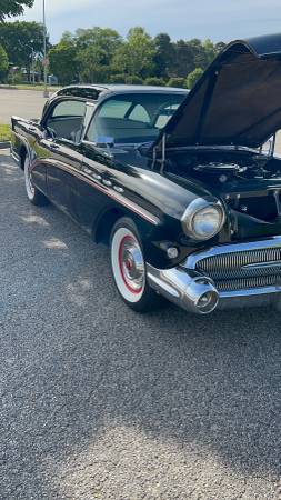 1957 Buick sedan - $38,00063470582724227121