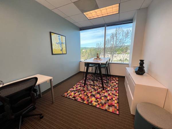 $1,959 ☀️PRIMER MES GRATIS Oferta en tu oficina con ventana ideal para hasta 3 personas ☀️ (walnut creek)63834317234561121