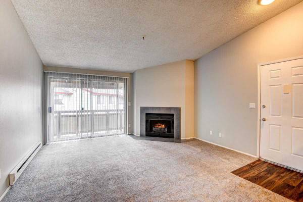 $2,445 / 3br - 1130ft2 - Make yourself at home in comfort and style! 3 Bed / 2 Bath 1130 SqFt (Kent)63874306008963123