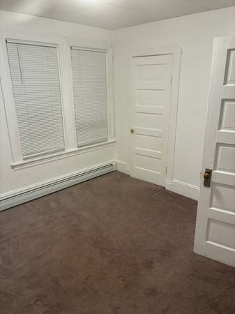 $2,400 / 2br - HEAT INCLUDED (Brockton)63996547418882124