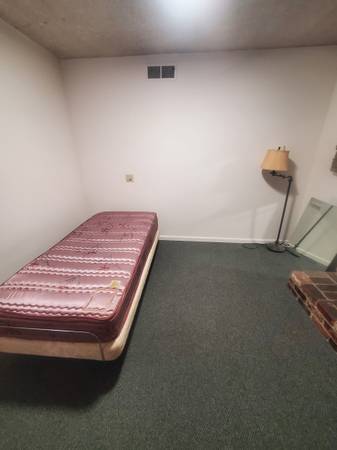 $800 Furnished Room for Rent Evergreen Area (san jose east)64023721163905122