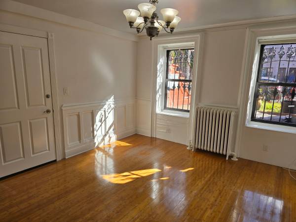 $2,975 / 1br - 1800ft2 - *Hot Listing / NO Fees / 1 Bedroom / Exclusive Private Backyard (Bed stuy / South Williamsburg / Clinton Hill G, J, M, Trains)64212934100739123