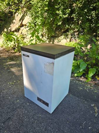 Small deep freezer for garage, basement, camp 1