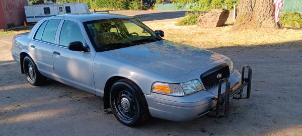 2011 Ford Crown Victoria - $6,000 (Olympia)63482887350913121
