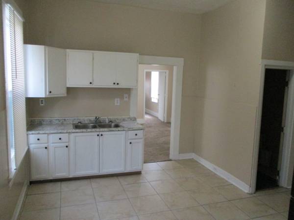 $1,000 / 3br - Casa de 3 dormitorios en Covington, Ky (Covington, KY)63974469259139120