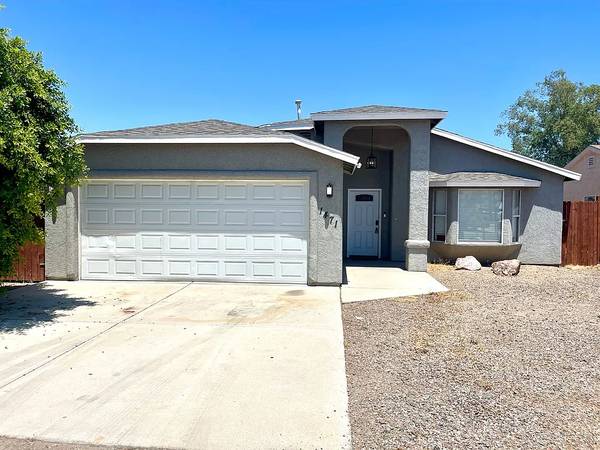 $850 / 3br - 1241ft2 - Master suite (1471 Bryan Dr, Bullhead City, AZ)63799567888899124