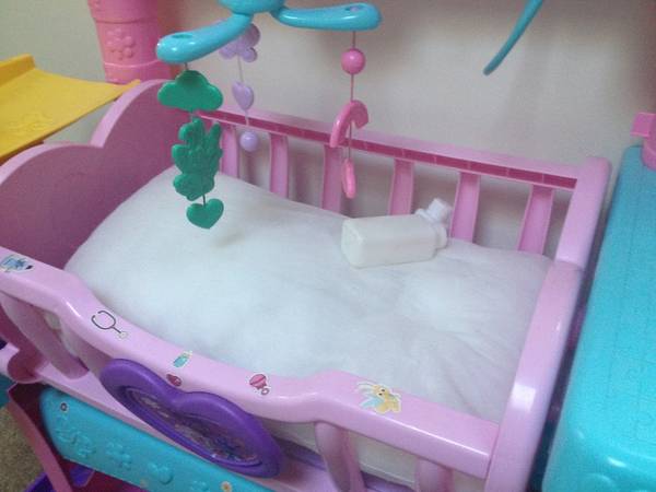 DocMcStuffins Baby All-in-One Nursery New Price 1