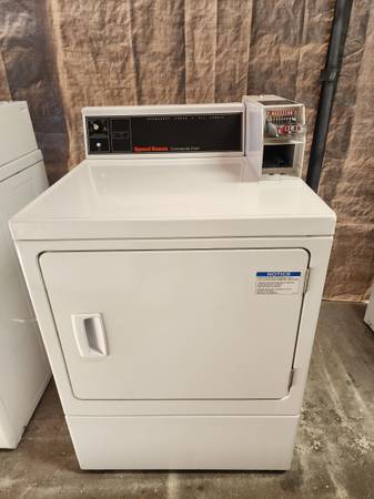 Perfectly Working Speed Queen Coin Operated ELECTRIC 220V Dryer ! 1