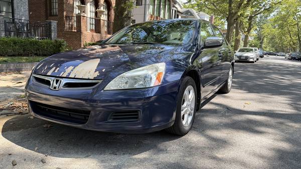 Selling my 2007 Honda Accord EX (2.4L, 4-cylinder) - $5,800 (Brooklyn, NY)63654712861315120