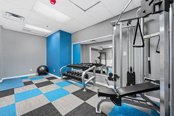 $709 / 330ft2 - ¿Busca comodidad? ¡Pues no busque más! (3125 Sinton Rd, Colorado Springs, CO 80907)63658129532035122