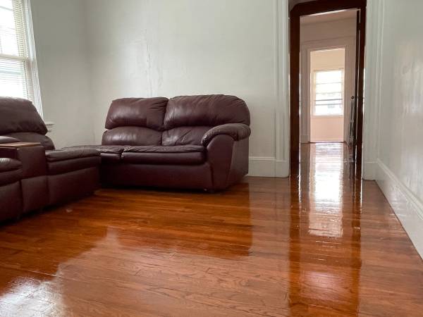 $1.350 / 160 pies² - ~~~1 HABITACIÓN EN ALQUILER~~~ (Allston)63348490515457122