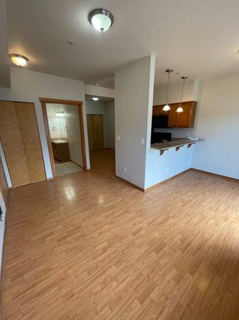 $1,700 / 1br - 800ft2 - 1 Bedroom $1,700 per month (Bellingham)63935321714562122