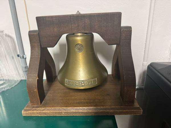 Antique Brass wood Philadelphia  LIBERTY BEll (1776- 1976) 1