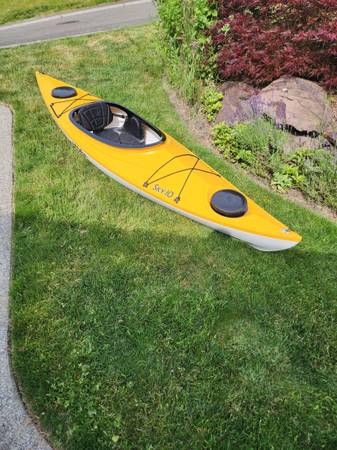 Kayak Eddyline Sky 10 - $850 (Redmond)63470090222465120