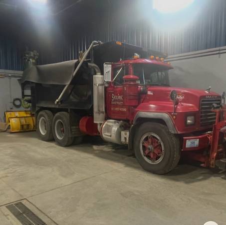 Mack RD 1