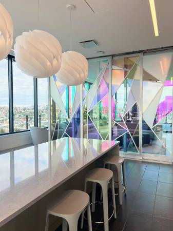 $3,220 / 1br - 555ft2 - Co-working Area, In-Unit Washer/Dryer, Quartz Counter Tops (South Lake Union)63929302505090123