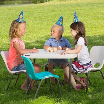 Lifetime Indoor/Outdoor Portable Folding Children's Activity Table 1