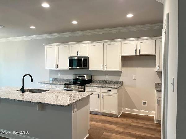 $1950.00 / 3br - 1730ft2 - Brand New Home in Scott, LA!!63857515896705123