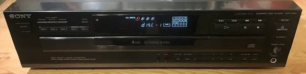 Sony CDP C445 5 disc CD player with adjustable volume headpone output - $59 (berkeley north / hills)63470794893827122