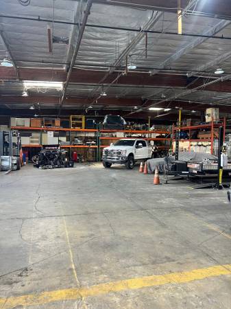 10,000 Warehouse - LOW RATE!!! 1