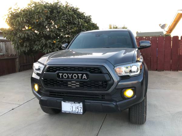 Toyota Tacoma TRD off road hood 1