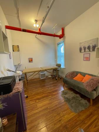 $995 Estudio con ventanal y oficina para creativos en Greenpoint (252J #223) (Greenpoint)63945361511427120