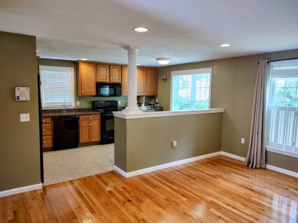 $3,550 / 3br - Pembroke 3 BedroomPembroke 3 Bedroom (Pembroke)63863137783683121