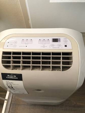 Gran oferta - 2 aires acondicionados portátiles - 10k y 12k btu - $175 (Fairfield)63470466660993121