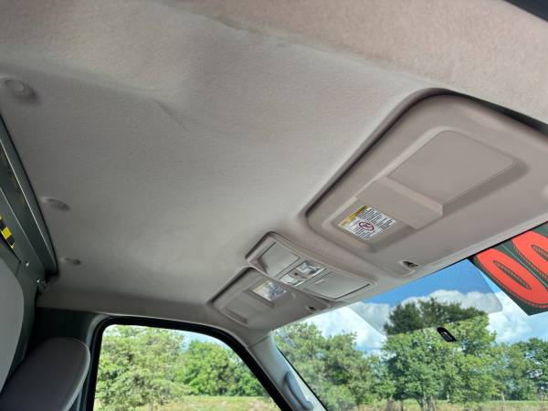 2017 Nissan NV2500 - Photo 11