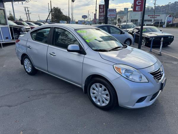 2013 NISSAN VERSA SV. CLEAN TITLE, PASS SMOG, GAS SAVER! COMMUTER! - $5,999 (san mateo)63624172558723121