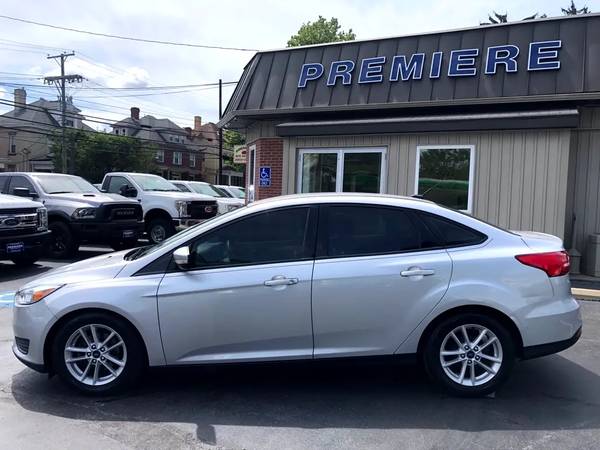 2015 Ford Focus ~ SE ~ Rear CAMERA ~ 121k MILES ~ FINANCING Available - $7,740 (Downtown Washington PA)63625194196993121