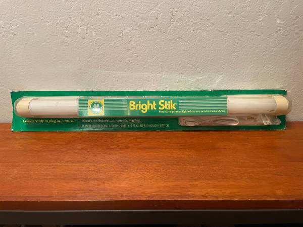 GE BRIGHT STIK FLUORESCENT LIGHTING BRAND NEW 1