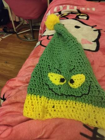 Grinch Beanie 1