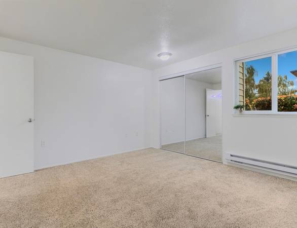 $1,450 / 2br - En Rockwood cerca de Gresham y Portland + Dos dormitorios con fácil transporte (Área de Rockwood)63914853485955122